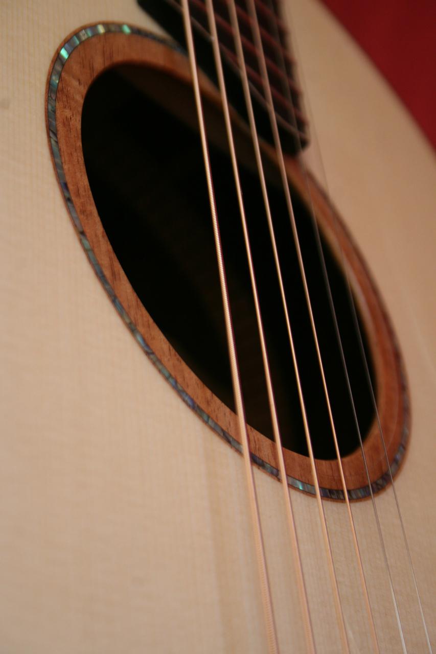 Lowden F50 Alpine Spruce and Madagsacar Rosewood - Koa Bevel