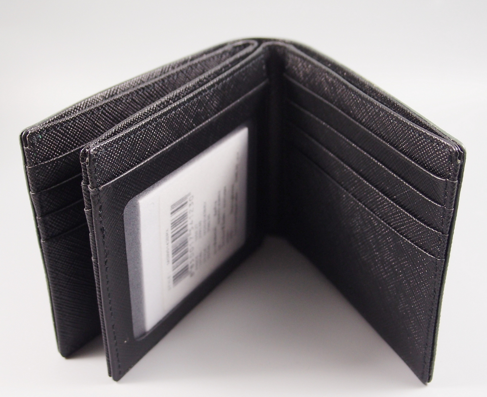 กระเป๋าสตางค์ Guy Laroche ดำ ด้ายเขียว ใหม่ แท้