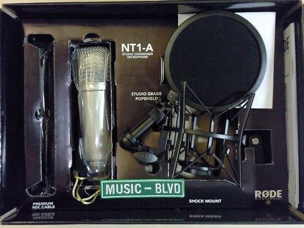 Rode NT1-A Large-Diaphragm Condenser Microphone