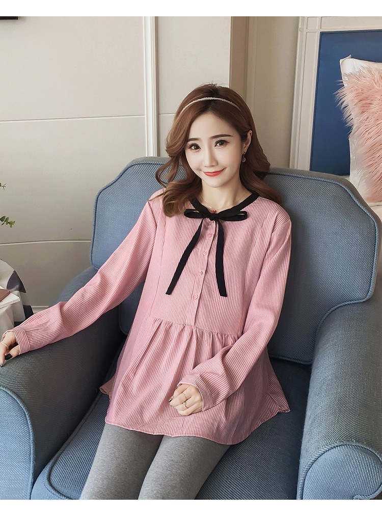 ชุดเซ็ต เสื้อแขนยาวสีแดงอมชมพู กระดุมหน้าแกะได้ + กางเกงเลกกิ้งขายาวสีเทา เอวปรับได้ ใส่สบาย น่ารักมากๆค่ะ