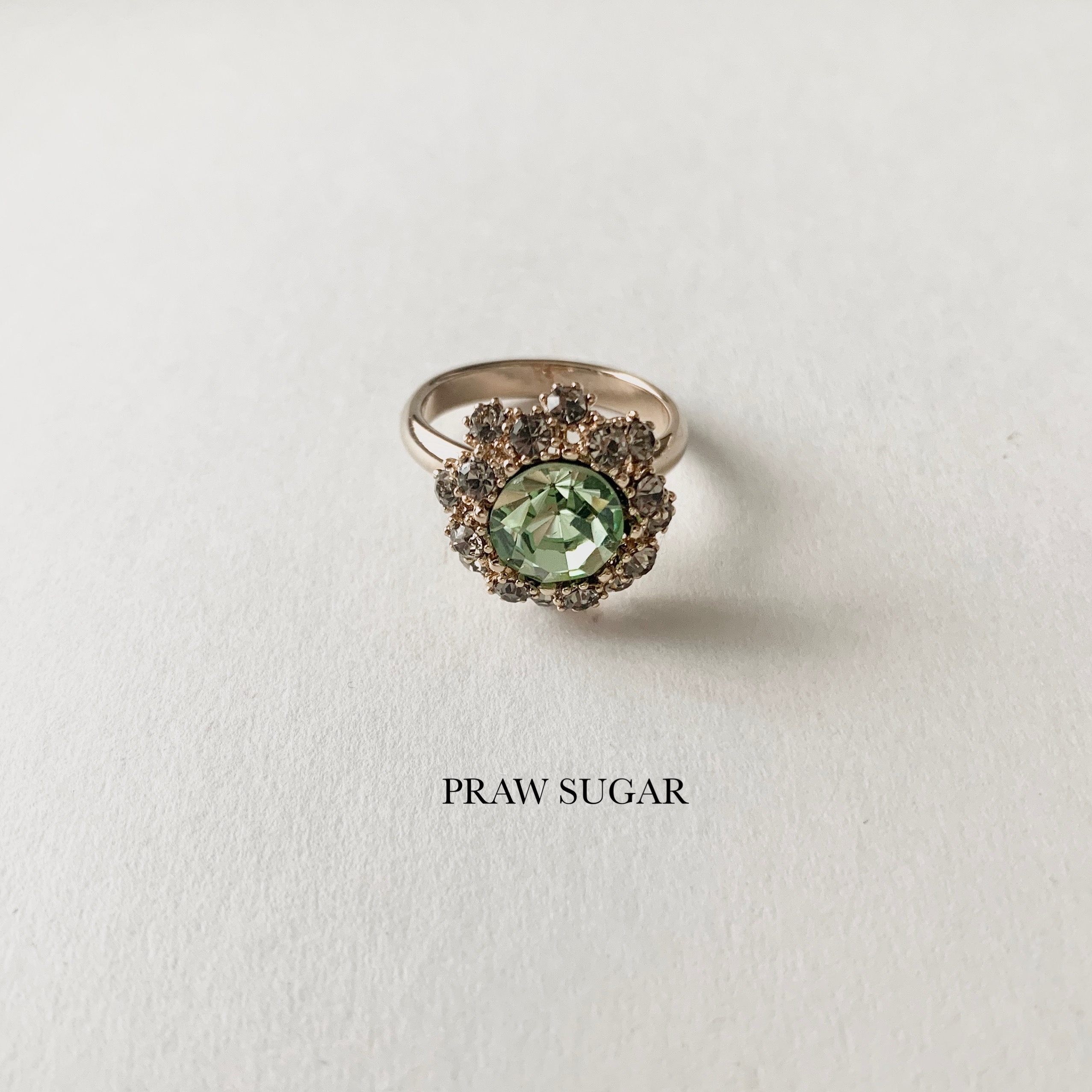 Gorgeous Swarovski Ring - แหวนสวยหรูคริสตัลสวารอฟสกี (มี 13 สี)