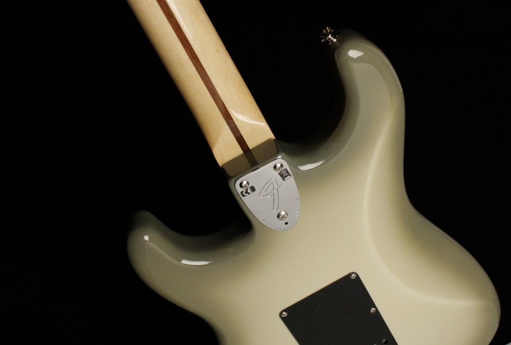 Fender FSR Antigua Stratocaster