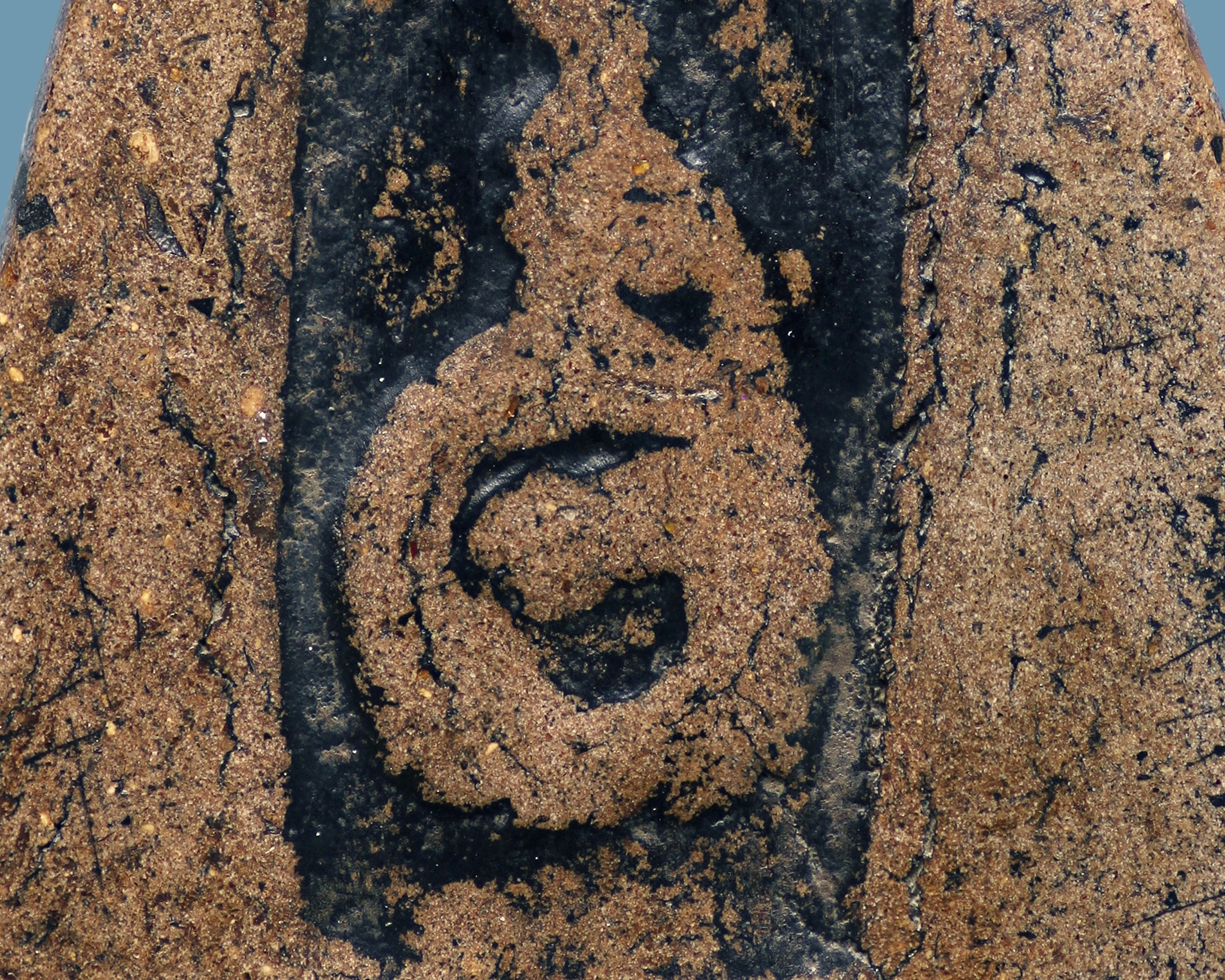 พระปิดตาหลวงพ่อแก้ว พิมพ์ใหญ่ หลังยันต์ ผงวิเศษ ผงว่าน ผงเกสร ดอกไม้ คลุกรัก ลงรักดำ(รักไทย)โชว์พระ