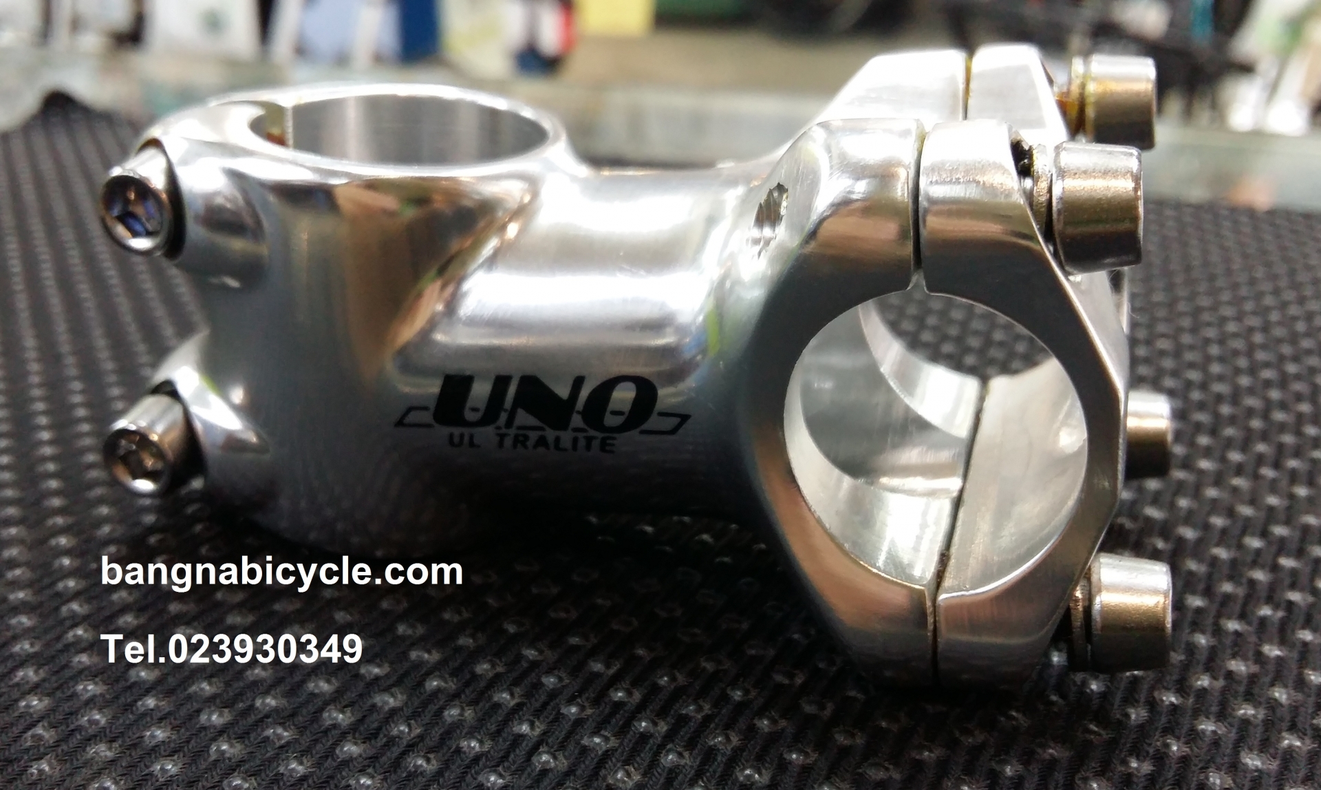 สเต็มไม่โอเว่อร์ UNO สีดำ/เงิน 55mm
