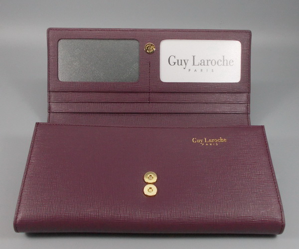 กระเป่าสตางค์ Guy Laroche เปลือกมังคุด ใหม่ แท้