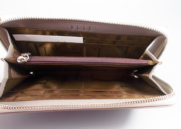 กระเป๋าสตางค์ ELLE เทา ใหม่ แท้ ส่งฟรี ลทบ.