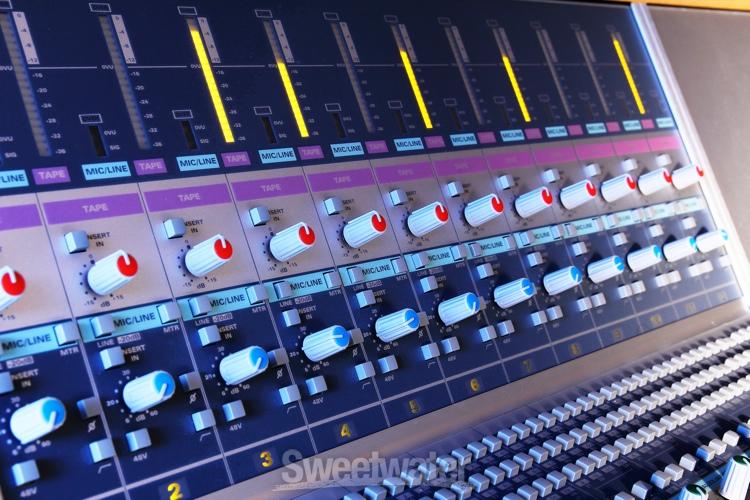 Audient ASP8024 with Dual Layer Control Module - 36-channel