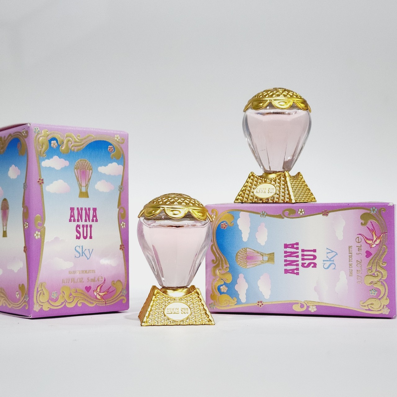 น้ำหอมจิ๋วมินิ Anna Sui Sky for women edt 5ml แบบแต้มมีกล่อง ( Mini Perfume น้ำหอมขนาดพกพา)