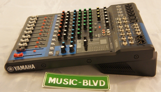 Yamaha MG12XU 12-Input Stereo Mixer with Effects,USB and 1- Knob Compressors