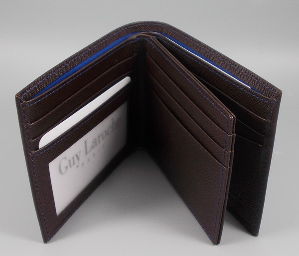 กระเป๋าสตางค์ Guy Laroche ดาร์คช็อคโกแลต ใหม่ แท้