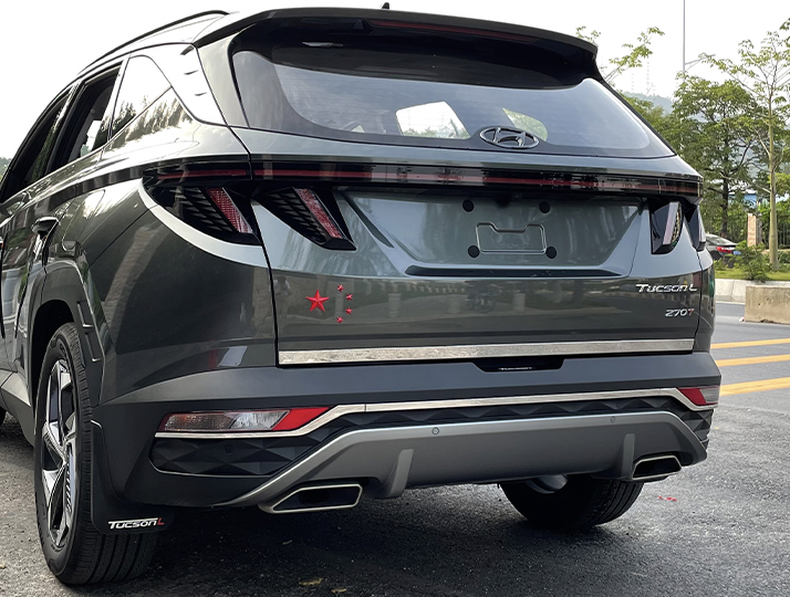 ชุดโครเมี่ยมแต่งท้ายรถยนต์ Hyundai CRETA ฮุนได เครต้า