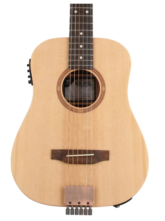 Traveler Guitar Redlands Dreadnought 105E Acoustic-Electric Guitar