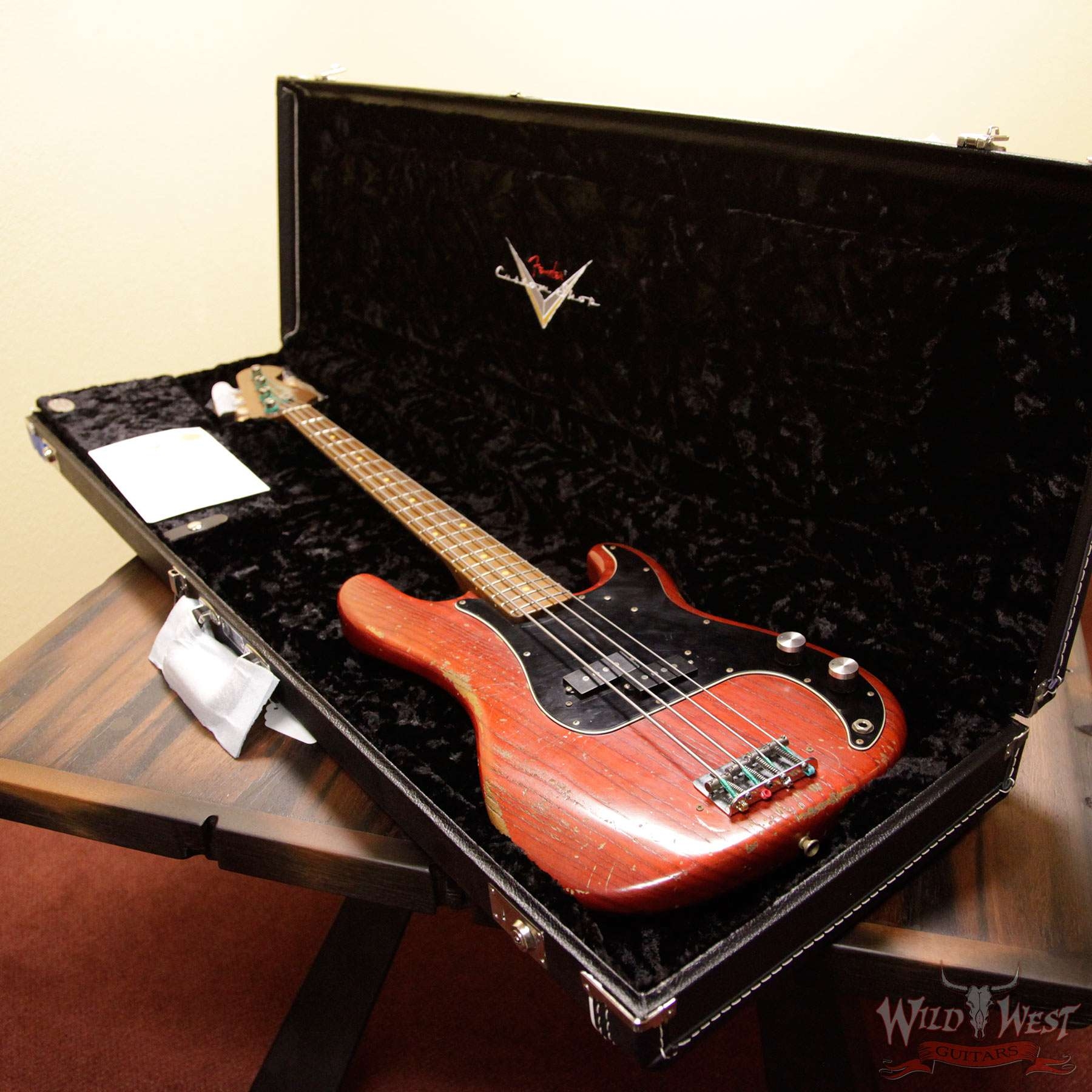 Fender Custom Shop Masterbuilt Jason Smith Late 60s P-Bass Relic Aged Cherry Red