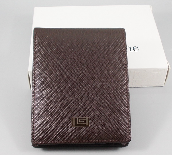 กระเป่าสตางค์ Guy Laroche ดาร์คช็อคโกแลต ใหม่ แท้