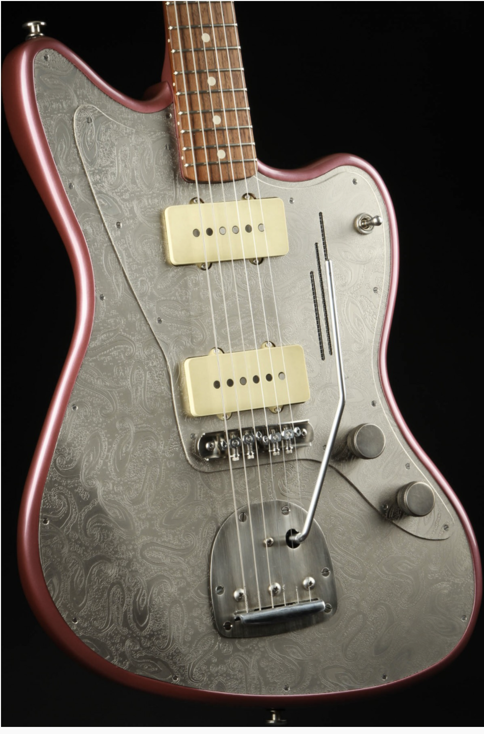 James Trussart Steelmaster - Silver Paisley Engraved Burgundy Mist