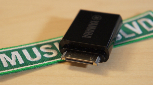 Yamaha I-MX1 iOS 5-Pin MIDI Interface