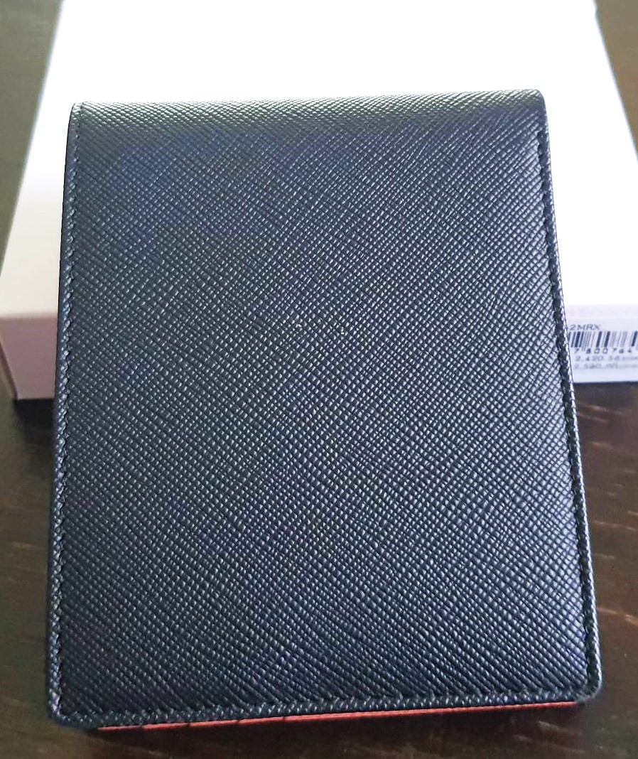 กระเป่าสตางค์ Guy Laroche ดำ-โอรส ใหม่ แท้