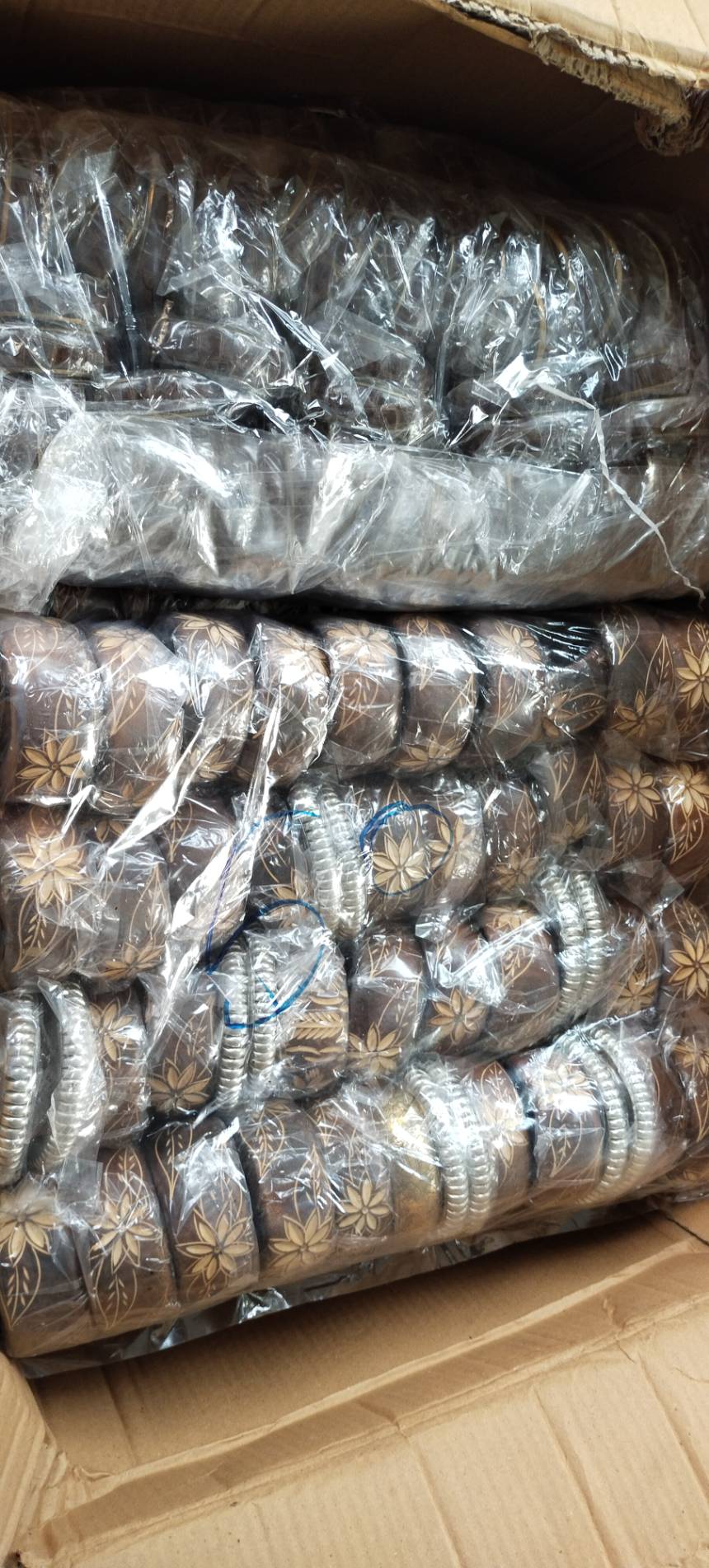 กำไลแขนงานไม้ คละแบบคละลาย ราคาส่ง