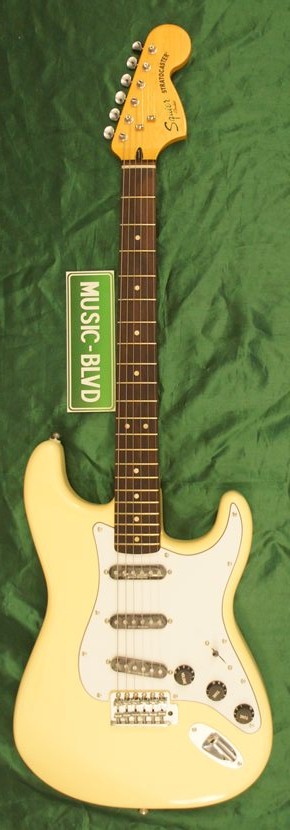 Squier Vintage Modified Stratocaster '70s Electric Guitar Vintage White Rosewood Fretboard