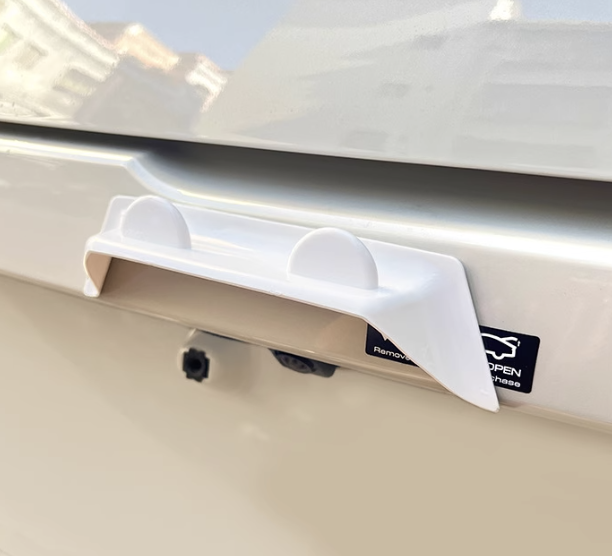 คิ้วกันฝนสำหรับกล้องมองหลัง Wuling Binguo EV