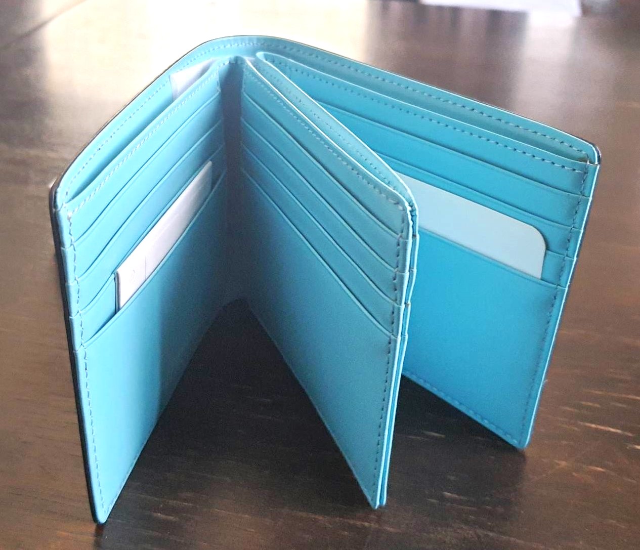 กระเป่าสตางค์ Guy Laroche ดำ-ฟ้า ใหม่ แท้