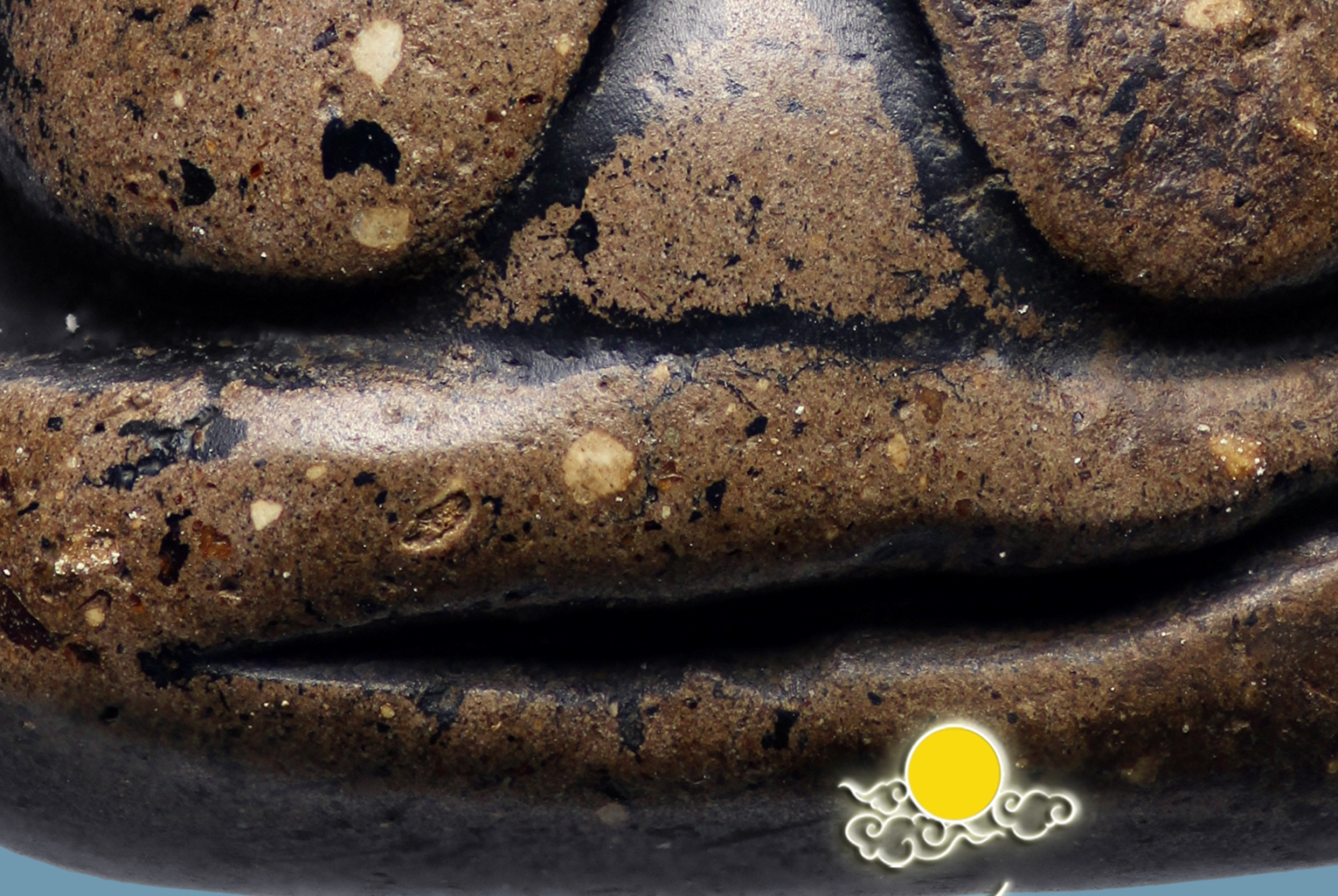 พระปิดตาหลวงพ่อแก้ว พิมพ์ใหญ่ หลังยันต์ ผงวิเศษ ผงว่าน ผงเกสร ดอกไม้ คลุกรัก ลงรักดำ(รักไทย)โชว์พระ