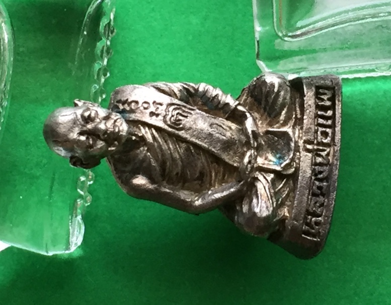 พระหล่อ อุดกริ่ง รูปเหมือน หลวงพ่อแพ วัดพิกุลทอง จ.สิงห์บุรี มีโค๊ต เนื้อเงิน พระแท้สวย สนใจโทรสอบถามที่ 0619783836.. 0805587175 ส่งEMSในประเทศฟรีคะ