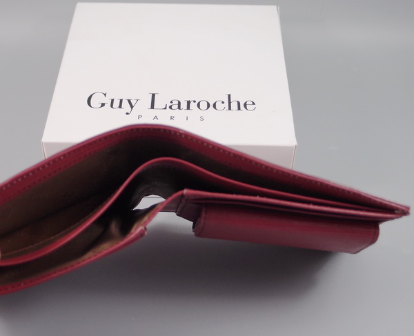 กระเป่าสตางค์ Guy Laroche แดงมะเหมี่ยว ใหม่ แท้