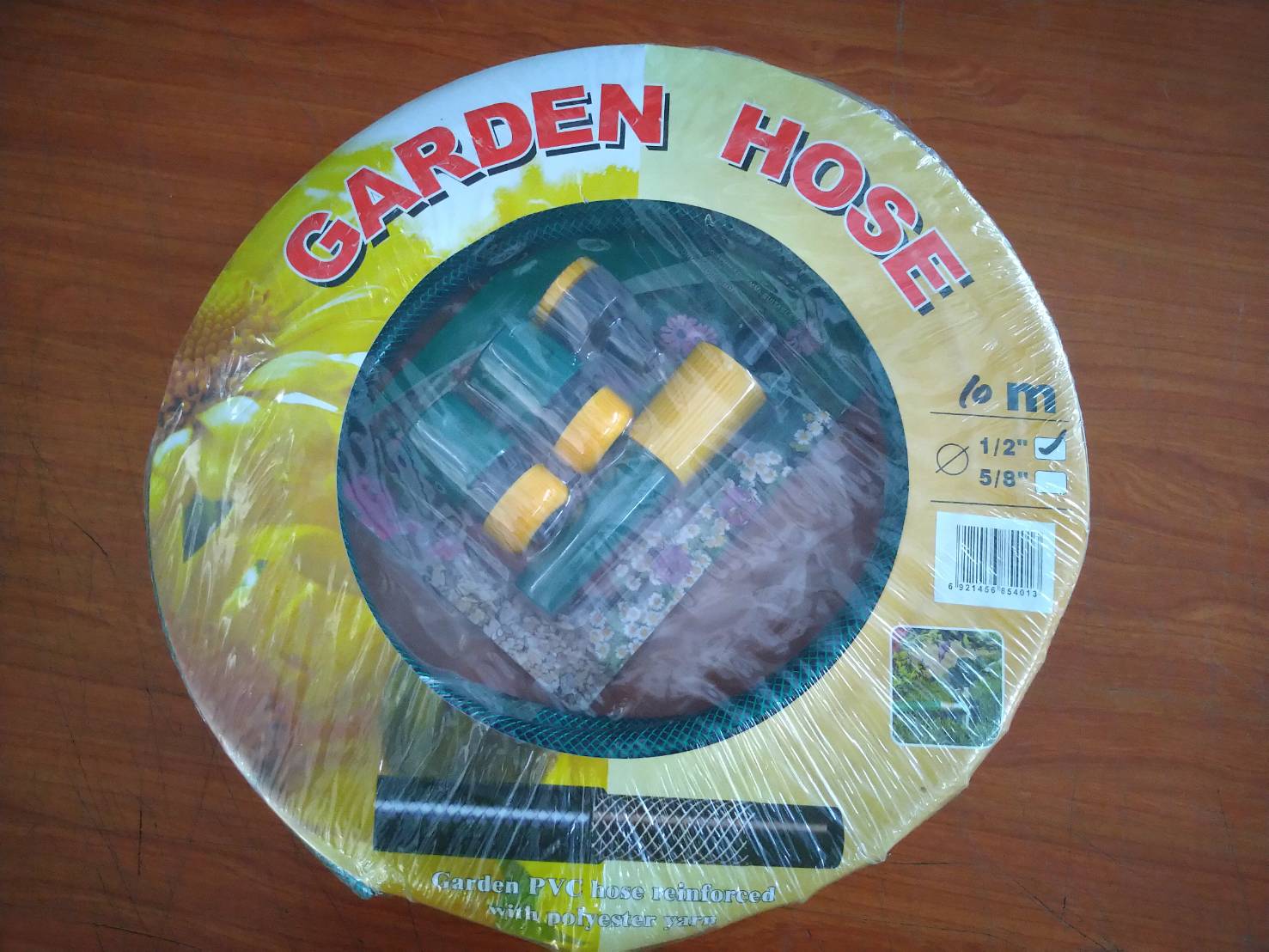สายยางพร้อมอุปกรณ์ 1/2นิ้ว 10 M. สีเขียว GARDEN HOSE