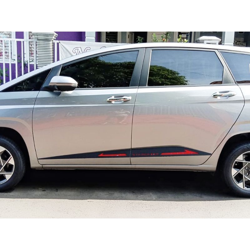 สติกเกอร์แต่งรถ