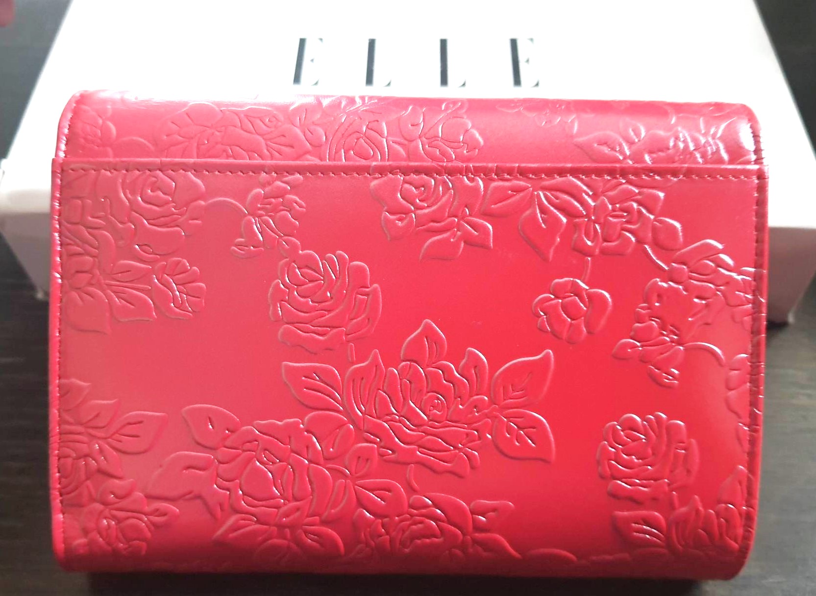 กระเป๋าสตางค์ ELLE แดงเมทาลิก ใหม่ แท้