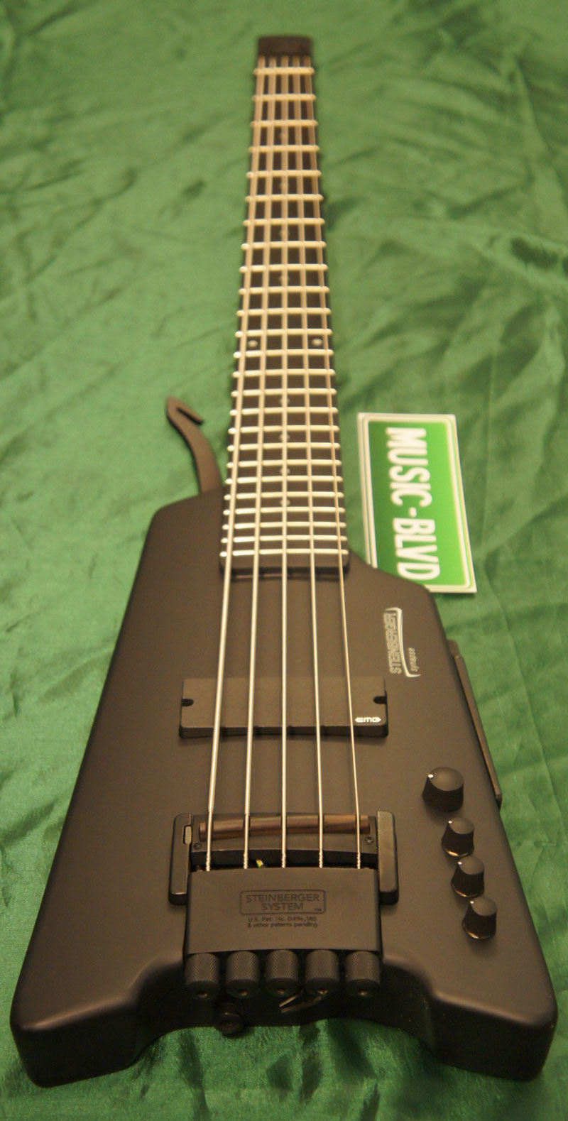 Steinberger Synapse XS-15FPA 5-String Bass Guitar