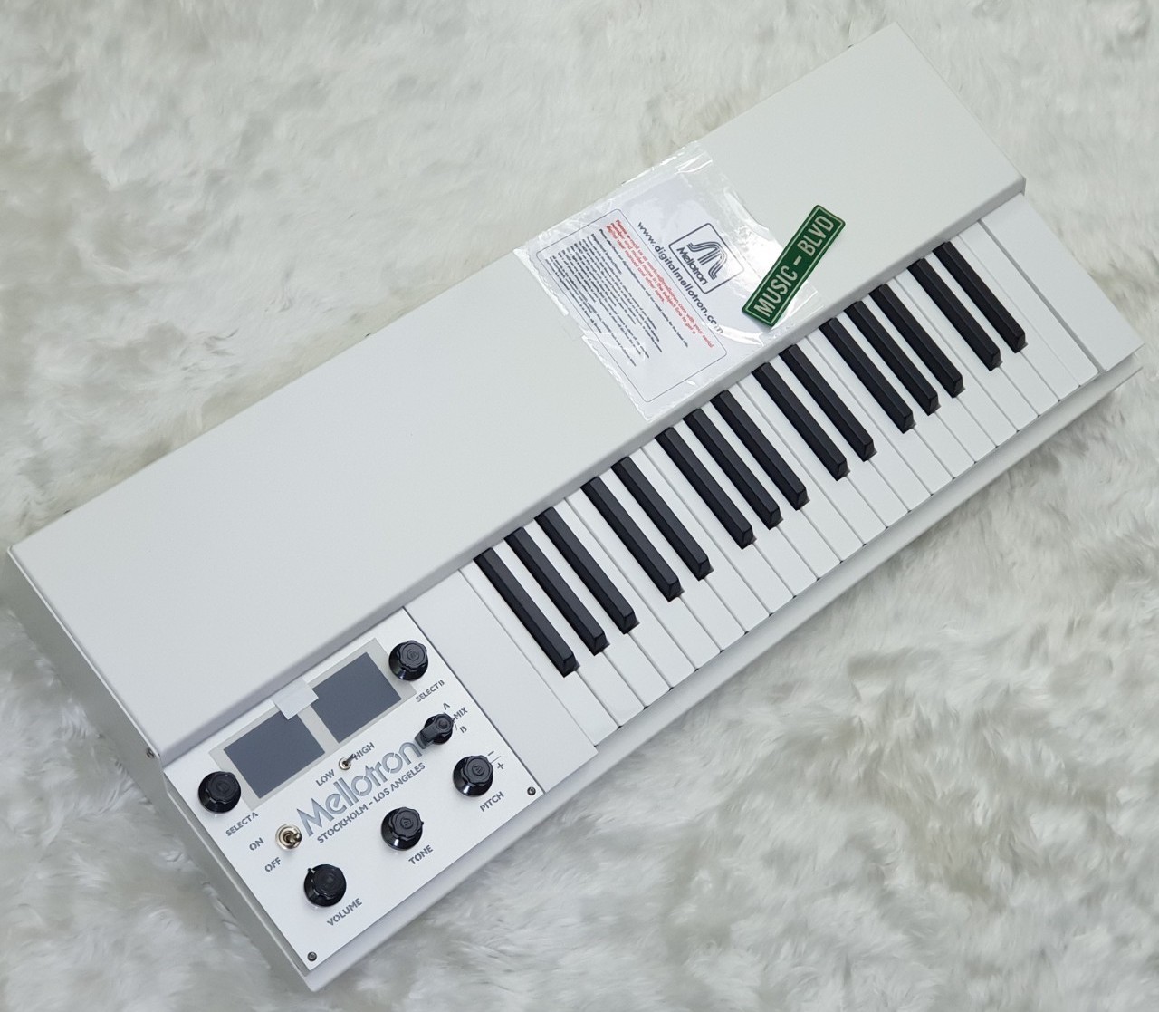 MELLOTRON M4000D MINI - WHITE