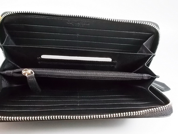 กระเป๋าสตางค์ Guy Laroche ดำ ใหม่ แท้