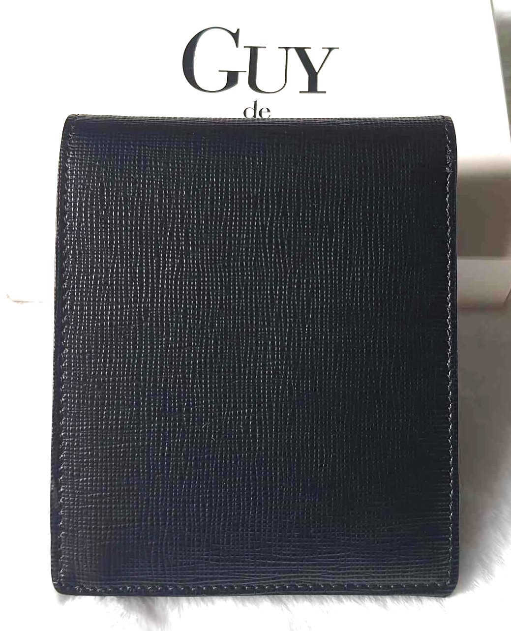 กระเป๋าสตางค์ Guy Laroche ดำ ใหม่ แท้