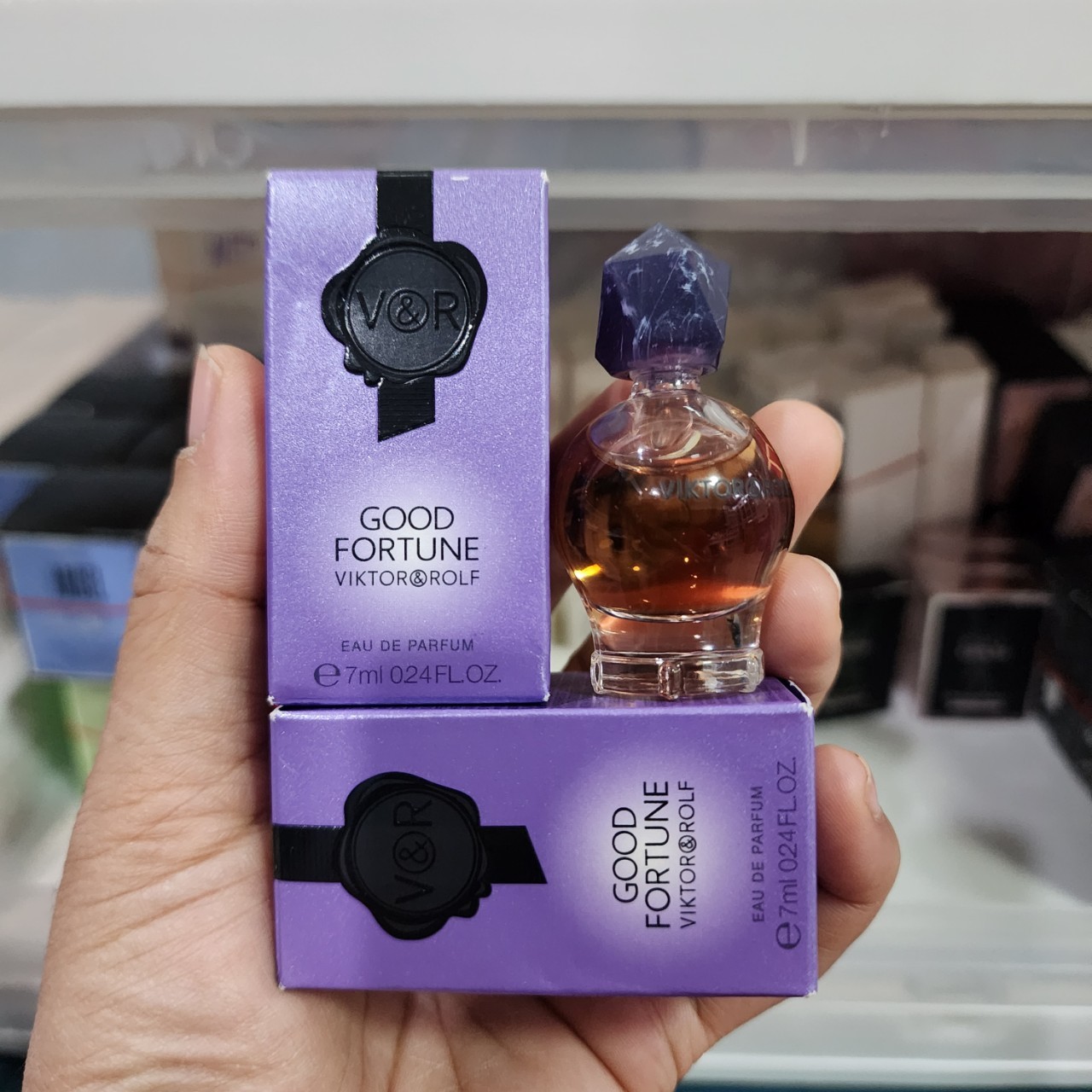 น้ำหอมจิ๋วมินิ V&R Viktor&Rolf Good Fortune EDP 7ml แบบแต้มมีกล่อง ( Mini Perfume น้ำหอมขนาดพกพา)