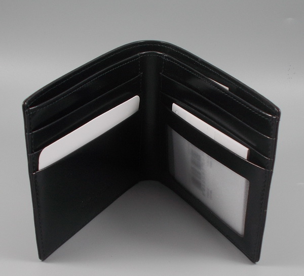 กระเป่าสตางค์ Guy Laroche ดำ ใหม่ แท้