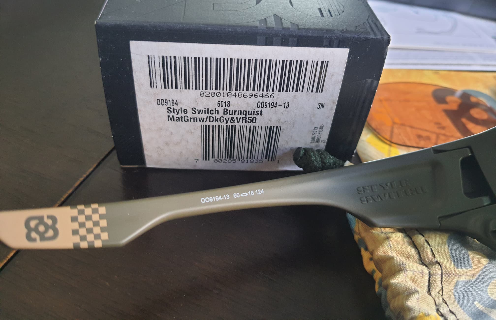 OAKLEY BOB BURNQUIST SIGNATURE SERIES STYLE SWITCH Matte Dark Green with Dark Grey & VR50 OO9194-13