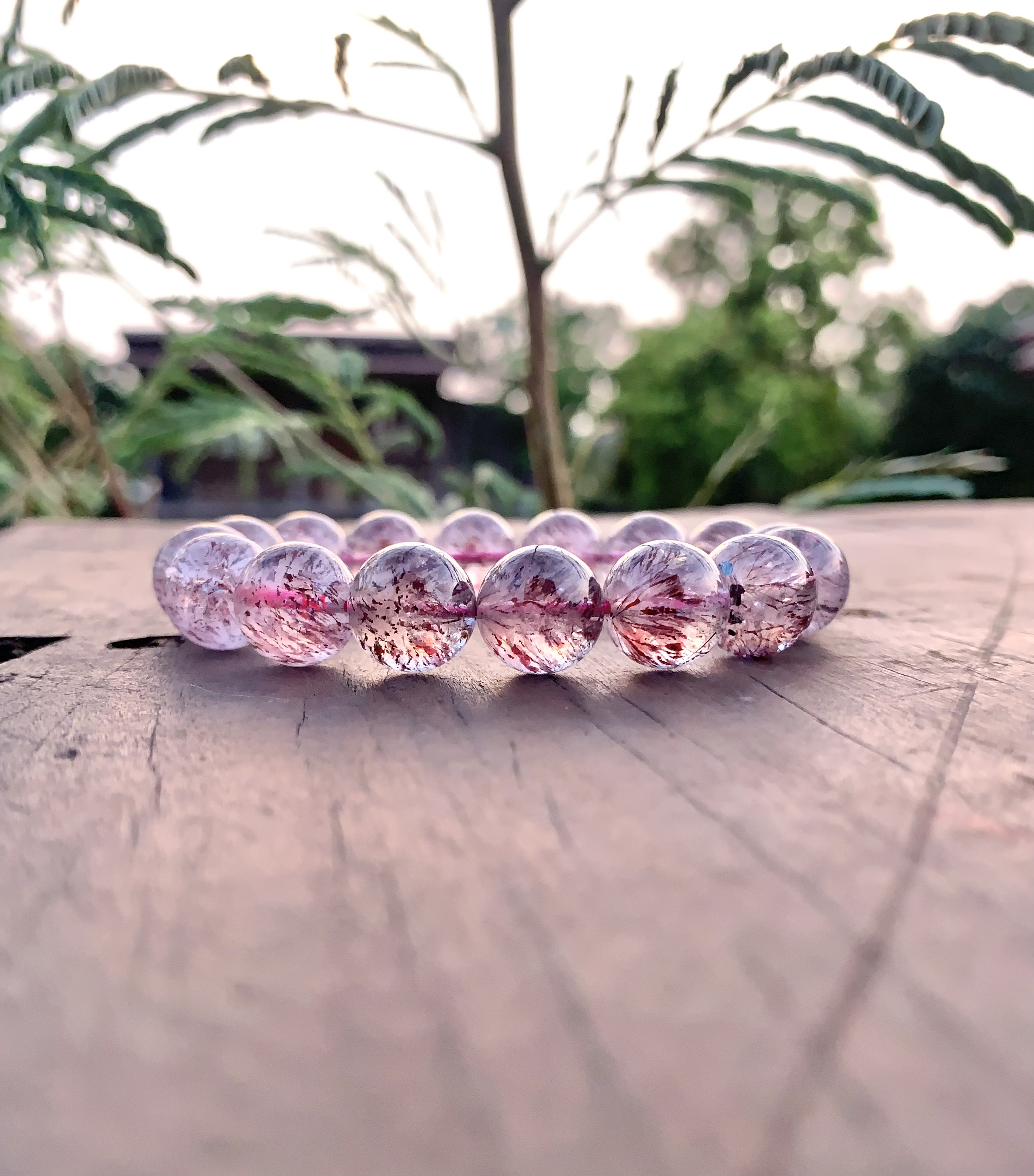 ข้อมือหิน เลพิโดโครไซด์