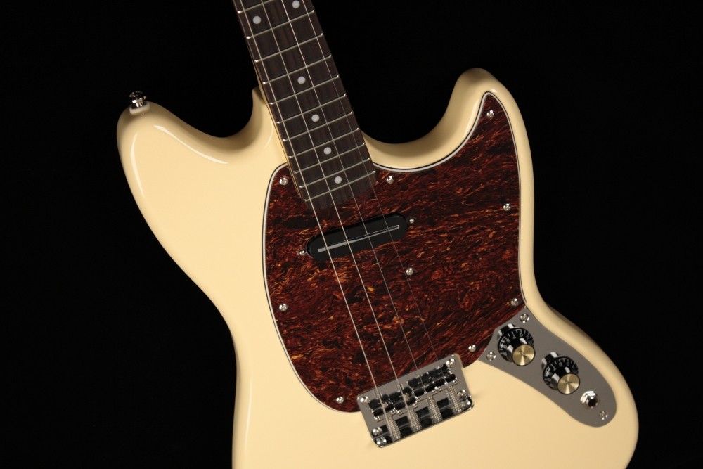 Eastwood Warren Ellis Tenor Guitar - Vintage Cream