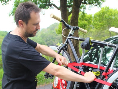 แร็คติดรถแบบวางล้อ Buzz Rack Pilot S