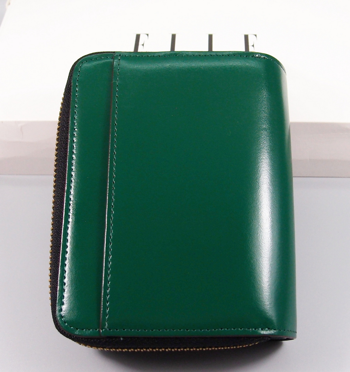 กระเป๋าสตางค์ ELLE เขียวปีกแมลงทับ ใหม่ แท้