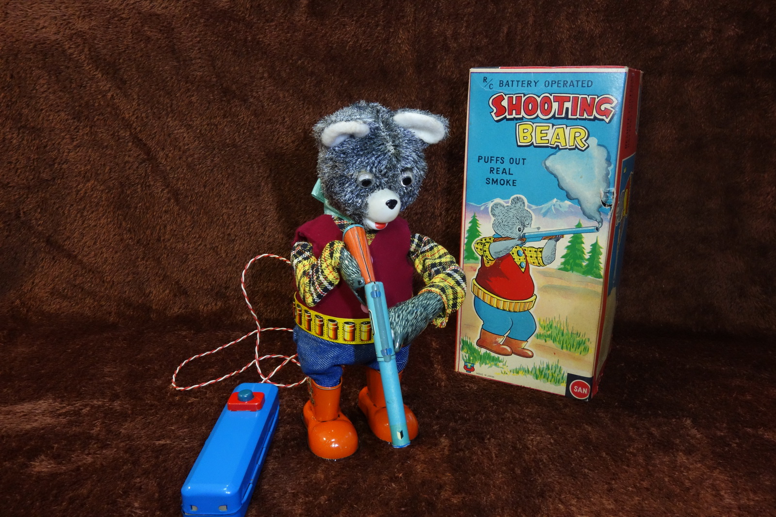 Marusan Shooting Bear Remote Tin Toy 50s