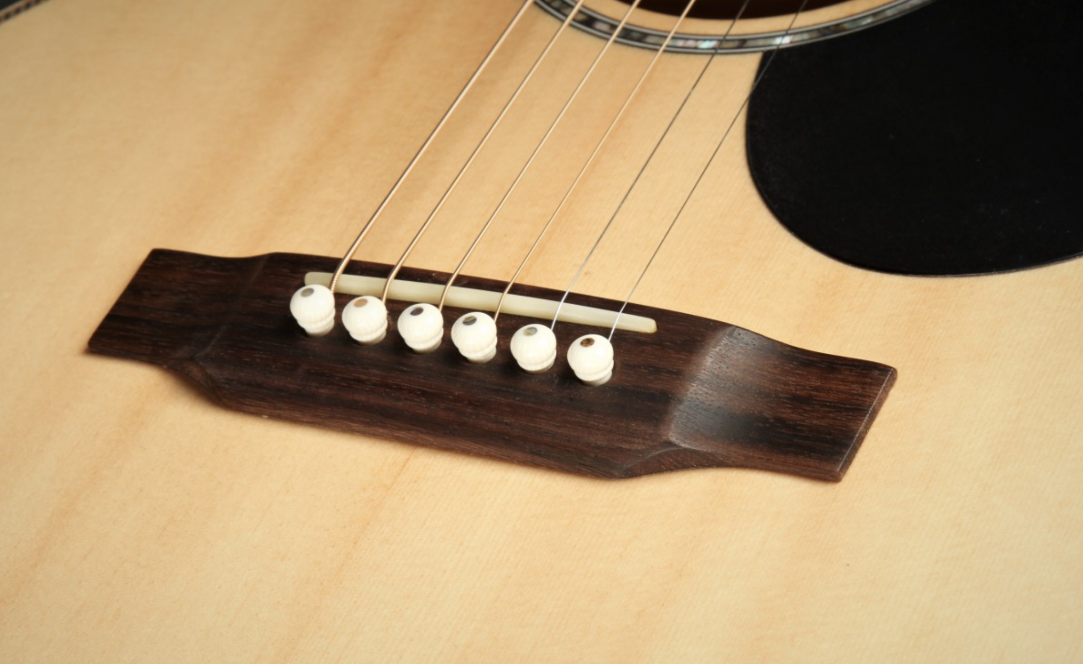 Jeff Jewitt SJ - Mahogany/Sitka
