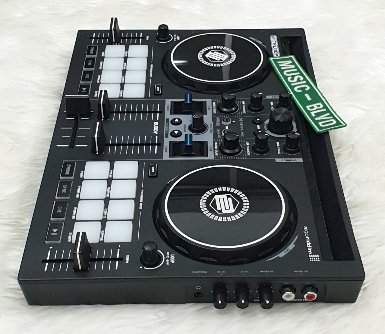 Reloop Buddy 2-channel DJ Controller