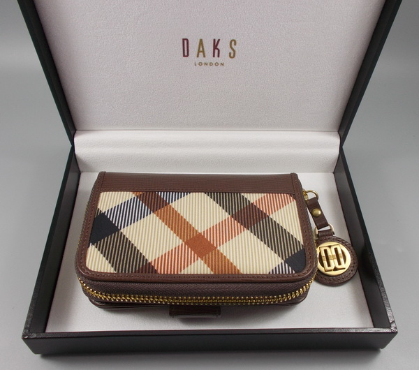 กระเป๋าสตางค์ DAKS-LONDON น้ำตาล ใหม่ แท้