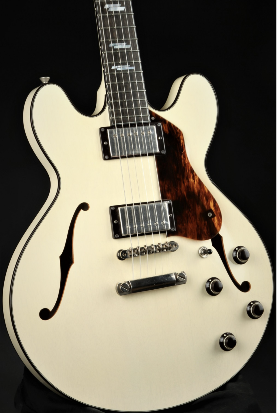 Collings I-35 Deluxe Aged - Vintage White