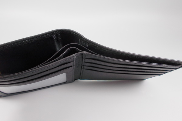 กระเป๋าสตางค์ Guy Laroche ดำ ใหม่ แท้