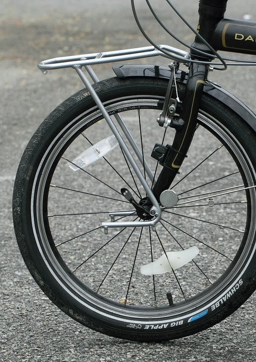 ตะแกรงหน้า Dahon ใส่กับล้อ 20 นิ้ว อลูมิเนียม ดำ/เงิน