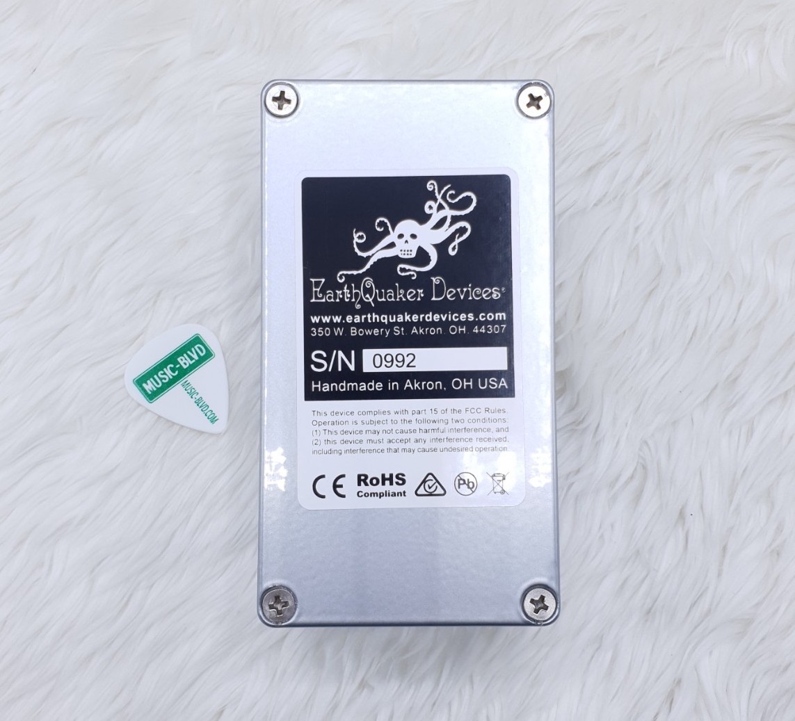 EarthQuaker Devices Hizumitas Fuzz Sustainar Pedal